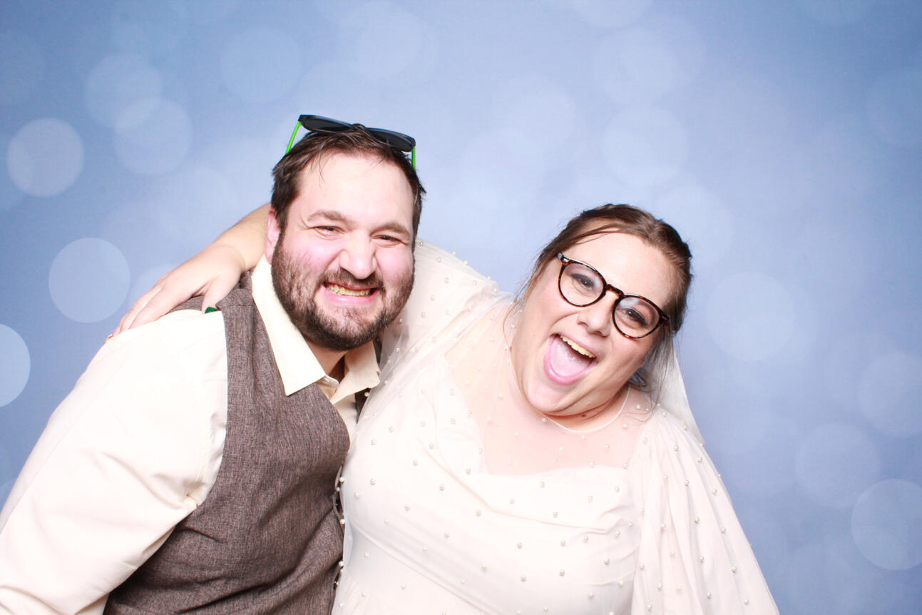 Key Peninsula Gig Harbor wedding photo booth